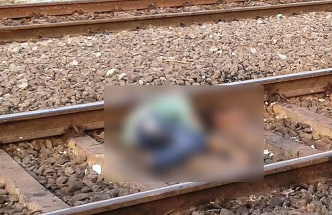 नमकीन फैक्ट्री मालिक की रेलवे ट्रेक पर मिली खून से लथपथ लाश