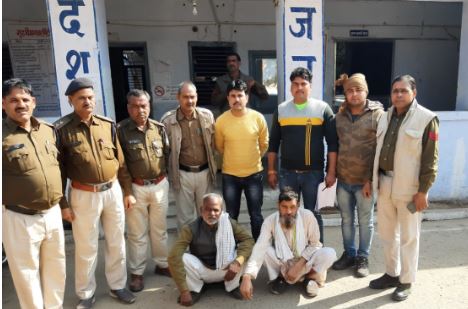 5-5 हजार रुपए के इनामी आरोपी गिरफ्तार, हत्या-लूट के मामले में चल रहे थे फरार