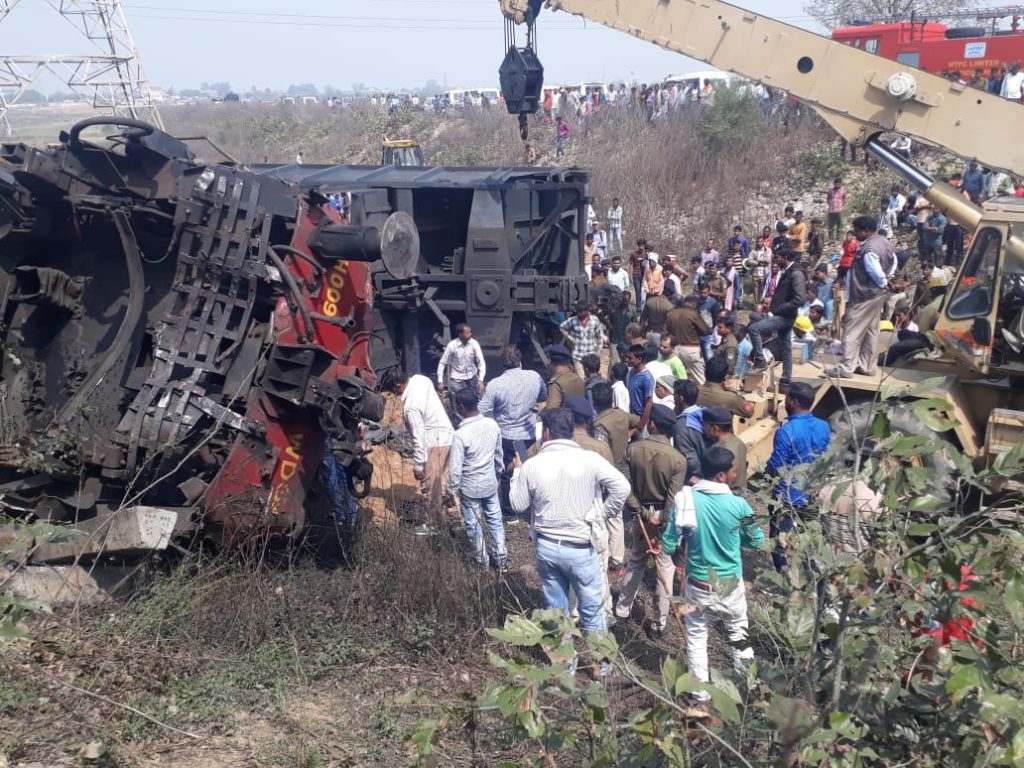MP में बड़ा रेल हादसा, आपस में भिड़ी 2 मालगाडियां, 3 लोको पायलेट की मौत