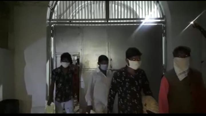सुप्रीम कोर्ट के आदेश पर अलीराजपुर ज़िला जेल से 21 कैदियों को जमानत पर छोड़ा गया