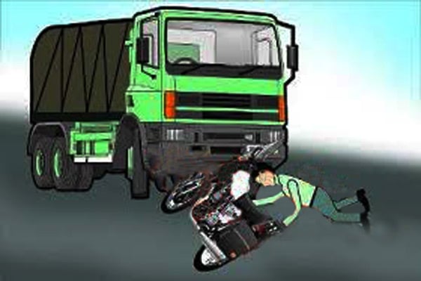 दर्दनाक हादसा: तेज रफ्तार ट्रक ने स्कूटी को मारी टक्कर, युवक की मौके पर मौत 
