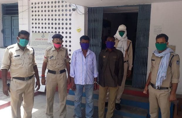 मोरवा पुलिस को मिली तीसरी बड़ी सफलता, 110 लीटर अवैध शराब के साथ दो आरोपी गिरफ्तार