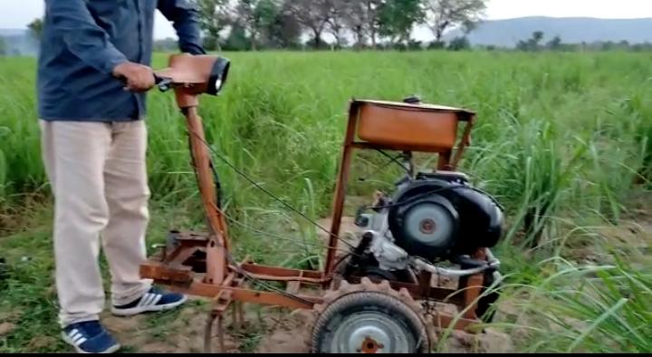 आविष्कार: इस किसान ने जुगाड़ से बनाया एक मिनी ट्रैक्टर, कई खूबियां मौजूद