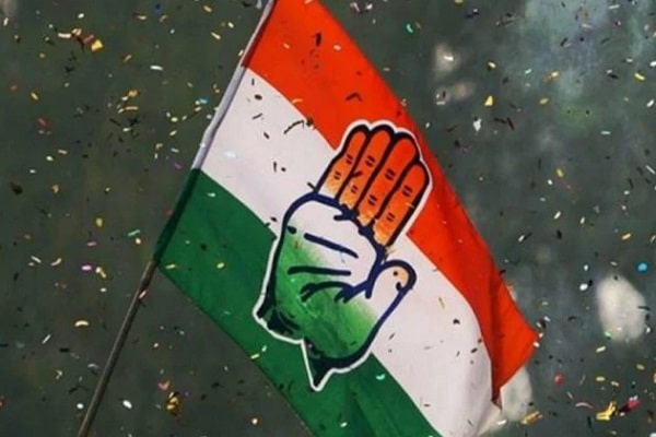 कांग्रेस नेताओं की दिल्ली में चुनाव आयोग से चर्चा, की ये मांग