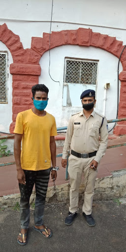 rape accused arrested by hoshangabad police