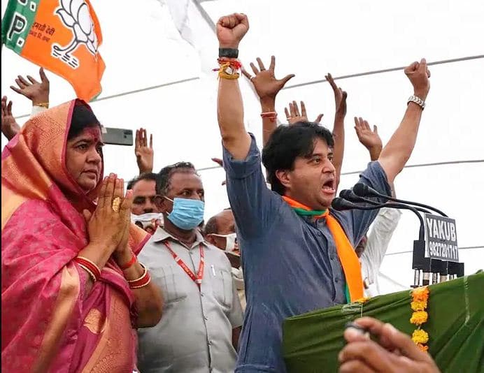 डबरा में बीजेपी को बड़ा झटका, चुनाव हार गईं इमरती देवी