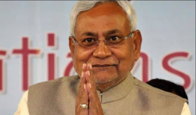 Bihar Politics : कुर्सी के लिए 'सुशासन बाबू' ने लिया पलटासन का सहारा