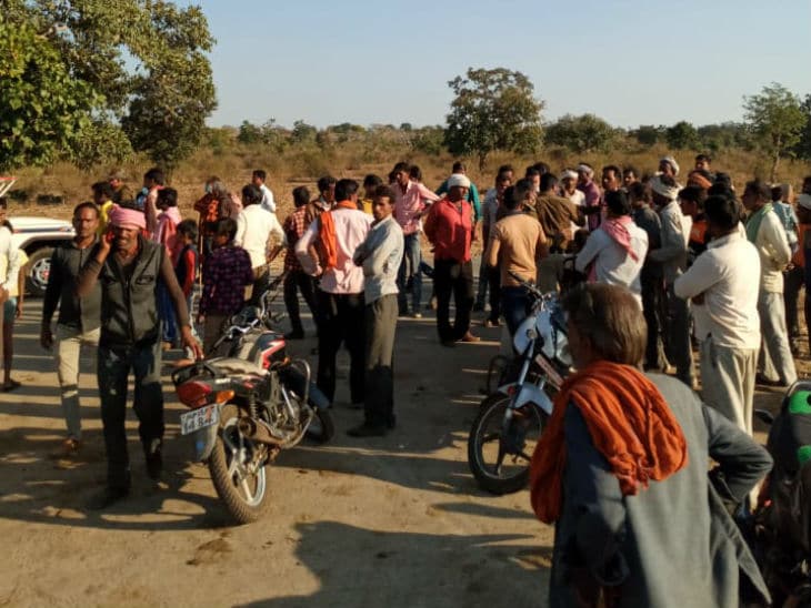 पानी के विवाद में दो गांव के लोगों के बीच खूनी संघर्ष, चले लाठी-डंडे, एक की मौत