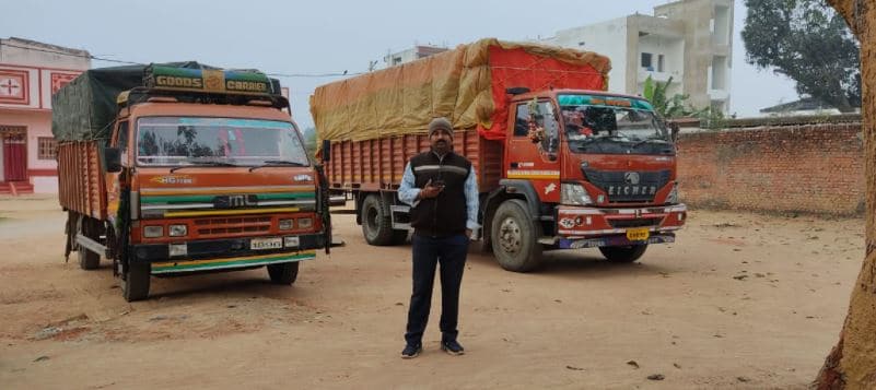 व्यापारी की सांठ-गांठ से जिले में बिकने आई छत्तीसगढ़ की धान, दो ट्रक में 370 बोरी जब्त