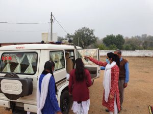 छतरपुर : दो होनहार छात्राओं ने दिन भर एसडीएम के साथ देखी प्रशासनिक गतिविधियां