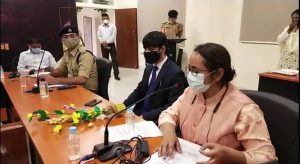 Indore : पुलिसकर्मियों की पत्नी को आर्थिक रूप से आत्मनिर्भर बनना सिखाएगा IIM, पहले चरण की हुई शुरुआत