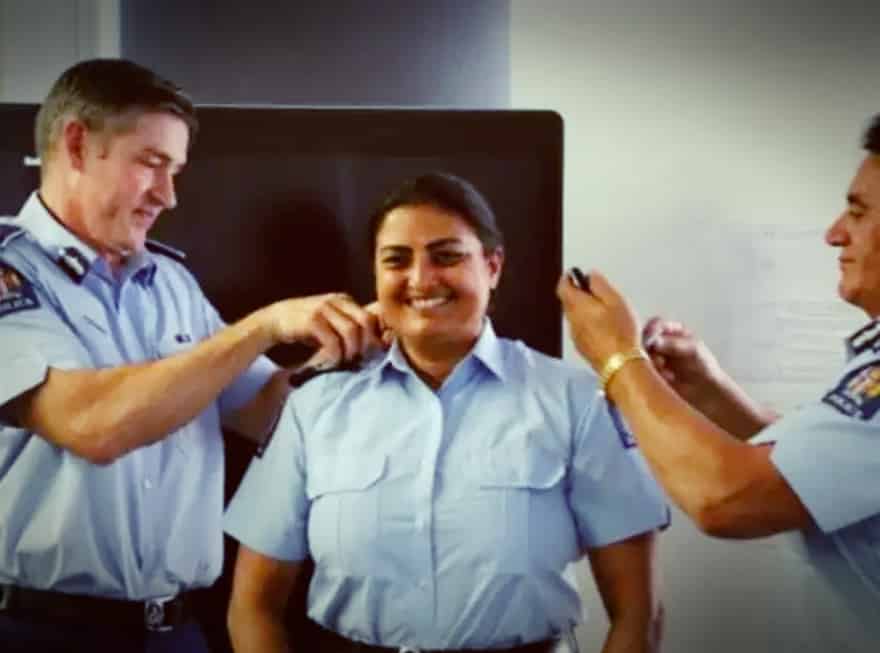 टैक्सी ड्राइवर से न्यूजीलैंड की पहली भारतीय महिला पुलिसकर्मी बनने तक, जानिये मनदीप की कहानी