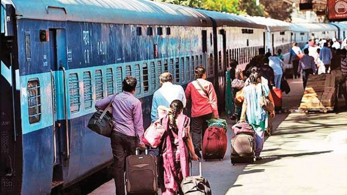 IRCTC : रेलवे ने बदला बड़ा नियम, यात्रियों को होगा फायदा