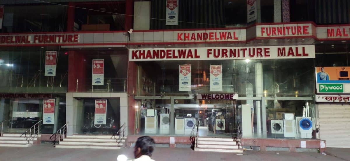 जबलपुर में कोरोना नियमों का उल्लंघन करना पड़ा महंगा, जिले के सबसे बड़े फर्नीचर विक्रेता पर कार्रवाई