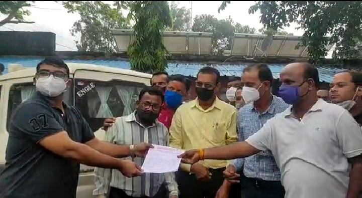 Chhindwara : परासिया में कांग्रेस कमेटियों ने एसडीएम को सौंपा ज्ञापन, यह की मांग