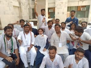 युवा कांग्रेसियों ने किया संसद का घेराव, Gwalior से सैकड़ों युवा नेता हुए शामिल, दी गिरफ्तारी