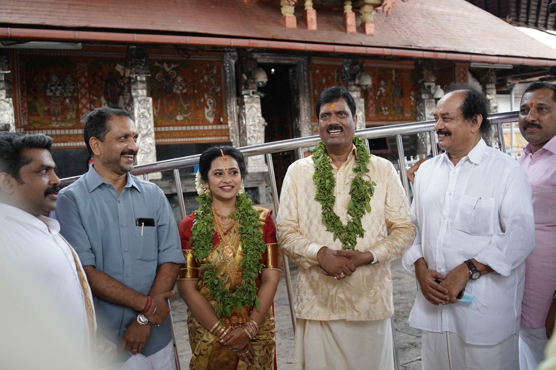 BJP के राष्ट्रीय सचिव अरविंद मेनन ने 53 की उम्र में की शादी, सीएम शिवराज ने दी बधाई