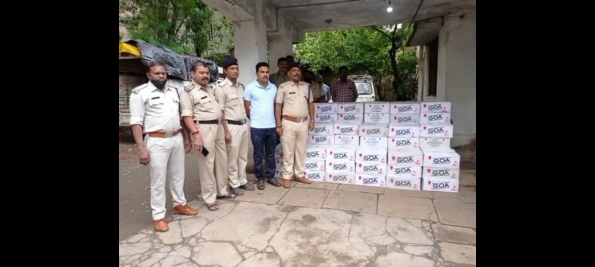 Jabalpur news: आबकारी विभाग की बड़ी कार्रवाई, लाखों रुपयों की अवैध शराब से भरे ट्रक को किया जप्त