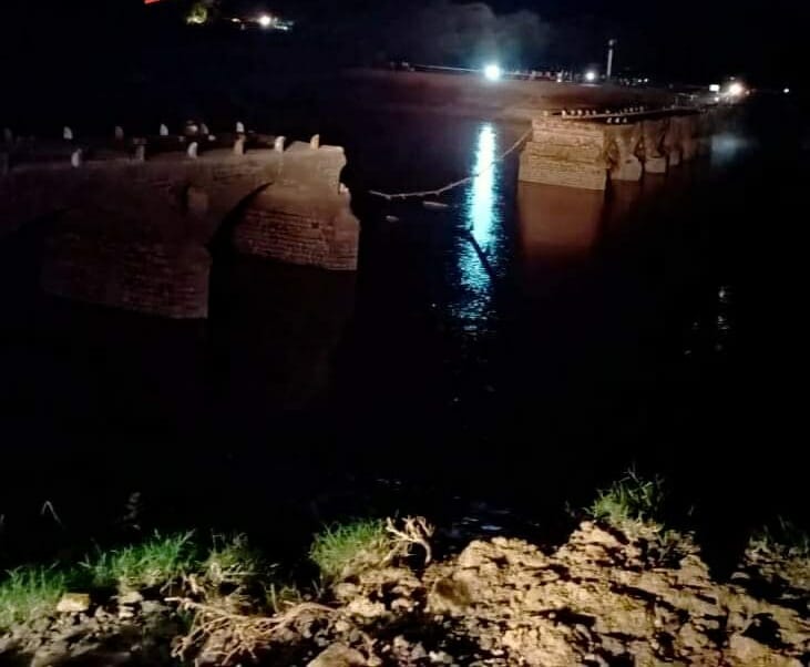 शिवपुरी - पचावली का पुराना पुल टूटा, 3 लोग बहे, 2 को बचाया गया 1 लापता