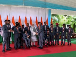 टोक्यो पैरालिंपिक में भारत का परचम लहराने वाले खिलाड़ियों से प्रधानमंत्री मोदी ने की मुलाकात