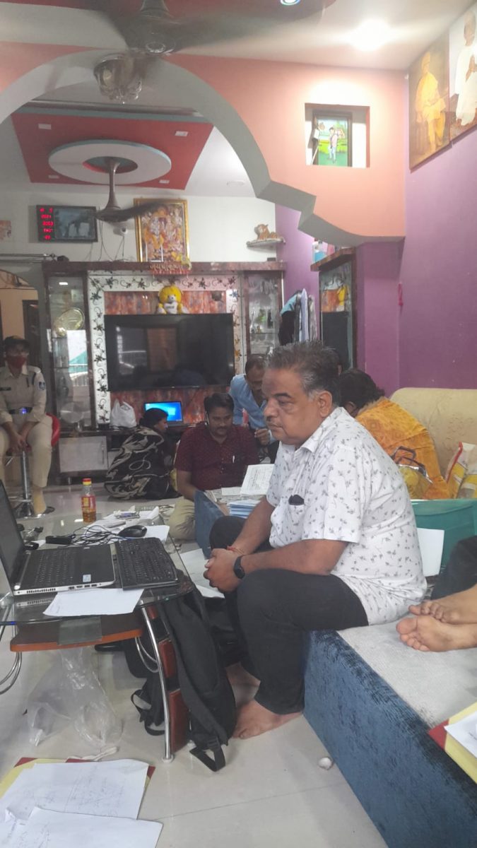 Ratlam News: करोड़ों की आसामी निकला सोसायटी मैनेजर, लोकायुक्त की बड़ी कार्रवाई