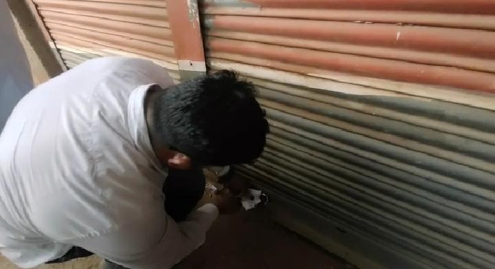 Ashoknagar News : खाद की कालाबाजारी पर प्रशासन की कार्रवाई, एक दुकान सील
