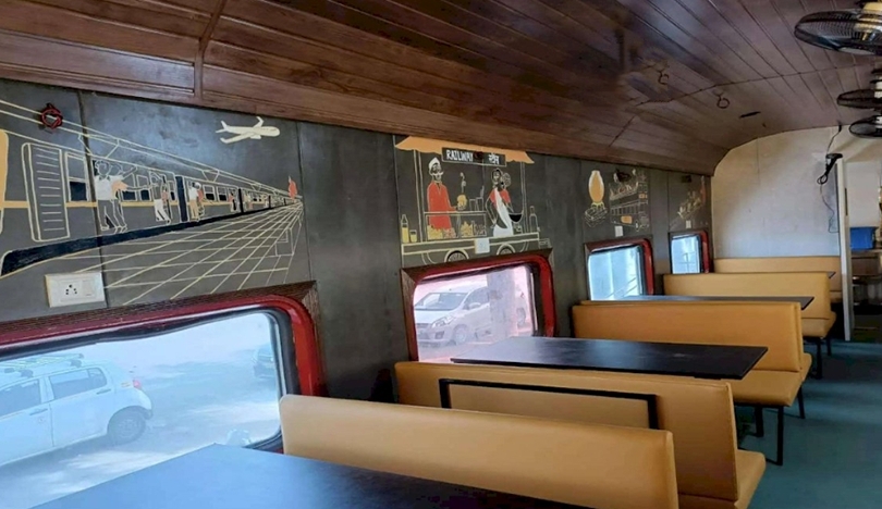Mumbai के रेलवे प्लेटफॉर्म पर बना पहला रेल रेस्टारेंट, मिलेंगी कई सुविधाएं