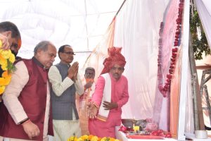 Shivraj reached late Nanalal Patidar tribute program