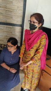 महिला अधिकारी पर लोकायुक्त का शिकंजा, रिश्वत लेते रंगे हाथ गिरफ्तार