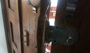 Indore : भोपाल में पदस्थ रेलवे कर्मचारी के इंदौर के घर से लाखों की चोरी, जांच में जुटी पुलिस