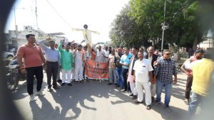 ब्राह्मण सभा ने कांग्रेस विधायक अजब सिंह कुशवाह का जलाया पुतला, ये है वजह