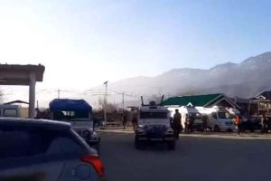 श्रीनगर : बांदीपोरा में सुरक्षाबलों पर हुआ आतंकी हमला, पांच जवान घायल