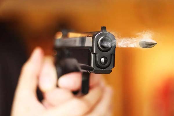 Gwalior : बीच चौराहे पर युवक की गोली मारकर हत्या, प्रतियोगिता की तैयारी कर रहा था, आरोपी फरार