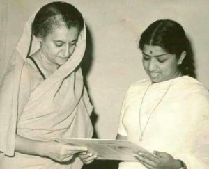 Lata Mangeshkar Forever : तस्वीरों के माध्यम से जानें दिवंगत गायिका का अब तक का सफर
