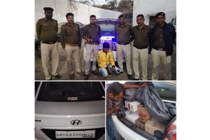 मुरैना : आबकारी विभाग ने पुलिस लिखी हुई कार से 10 पेटी अवैध शराब, 2 आरोपी किए गिरफ्तार