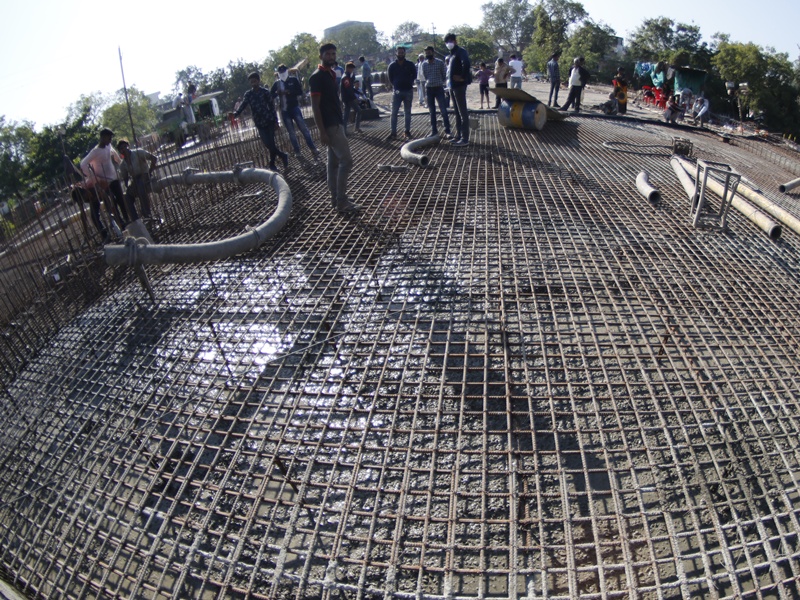 Indore News: साढ़े 3 वर्षों से अधर में लटके दो पुल का काम होगा पूरा, जल्द ही लोगों के लिए खुलेगा