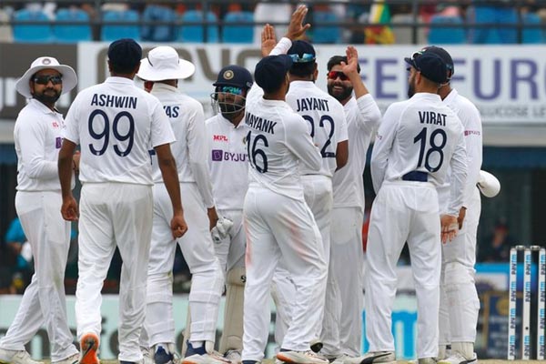IND vs SL 1st Test : भारत ने 222 रनों से जीता टेस्ट मैच, सीरीज में 1-0 की बढ़त