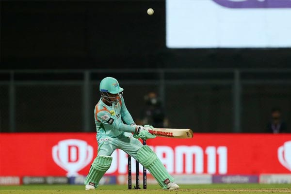 IPL 2022 : लखनऊ ने गुजरात को 159 रनों का दिया लक्ष्य