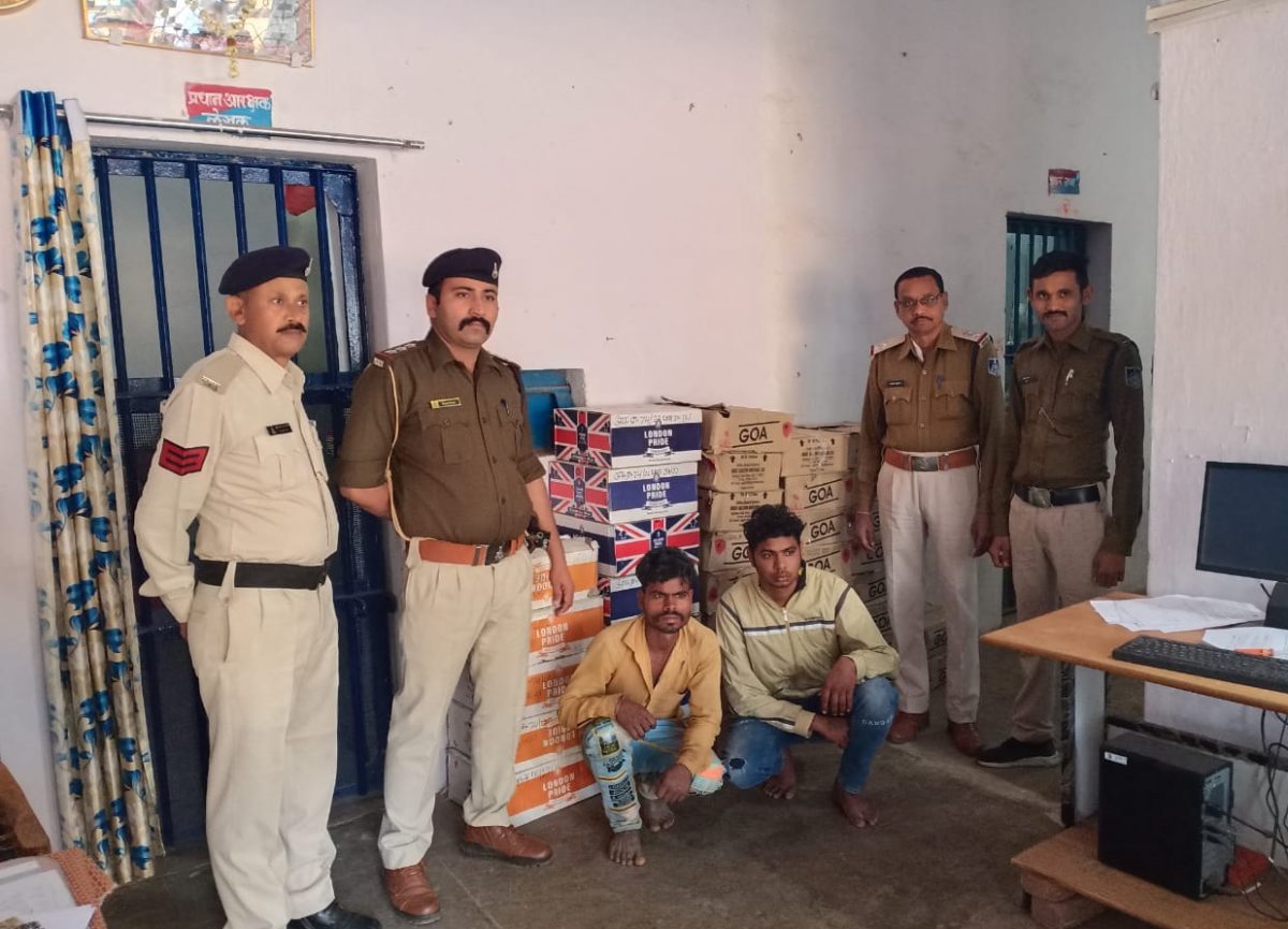 अलीराजपुर: 1 लाख रुपये से अधिक का अवैध शराब पुलिस ने किया जब्त, दो आरोपी गिरफ्तार