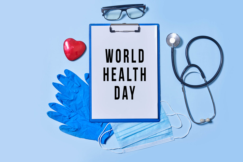 World Health Day: इन हेल्थ डिवाइस को हमेशा रखें अपने पास, जरूरत के वक्त आएंगे काम