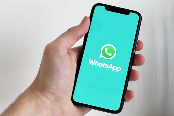 यदि Whatsapp के नए ग्रुप वॉयस कॉल फीचर को इस्तेमाल करने में हो रही है दिक्कत, तो फॉलो करें ये स्टेप्स