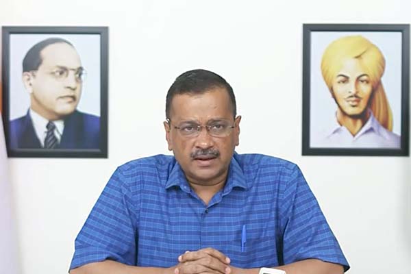 केजरीवाल और उनके मंत्रियों की कारों पर 3 करोड़ 85 लाख रुपये हुए खर्च, आरटीआई से हुआ खुलासा