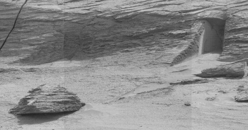 मंगल ग्रह पर दिखने वाले रहस्यमई दरवाजे का नासा ने किया खुलासा