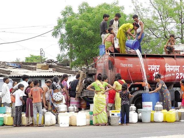 भोपाल में पेयजल संकट बरकरार, 4 दिन के इंतजार के बाद सोमवार को सुबह गंदे पानी की सप्लाई