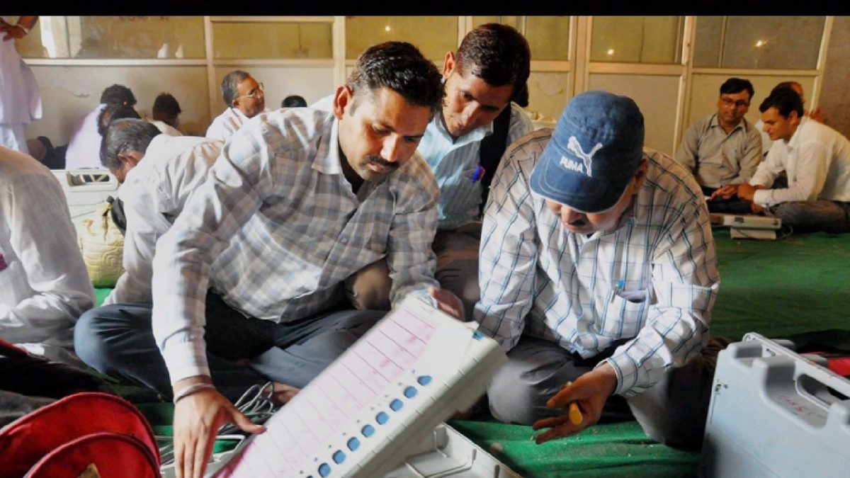 इंदौर में सीसीटीवी पर गरमाई राजनीति थमी, अब काउंटिंग का होगा सीधा प्रसारण
