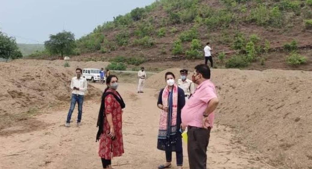 जबलपुर : रेत माफियाओं पर बड़ी कार्रवाई, 750 से भी ज्यादा हाईवा रेत जप्त, मचा हड़कंप
