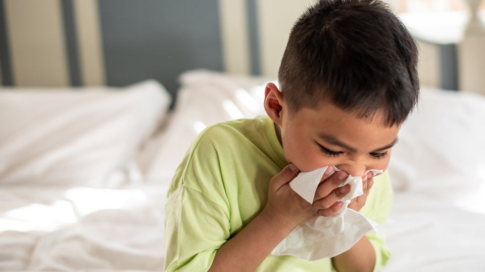 क्या है टोमैटो फ्लू?, जानिए नए बुखार के लक्षण, कारण, उपचार और सावधानियां