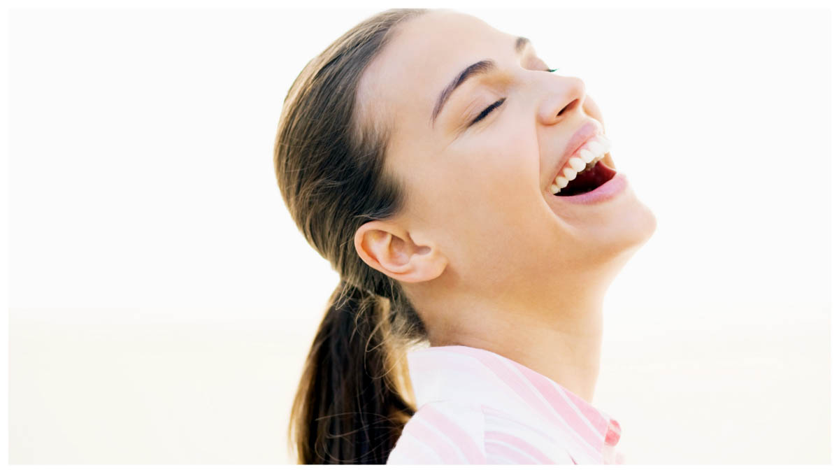 बौद्धिक क्षमता बढ़ाती है हंसने की आदत, जानें अन्य महत्त्वपूर्ण फायदे