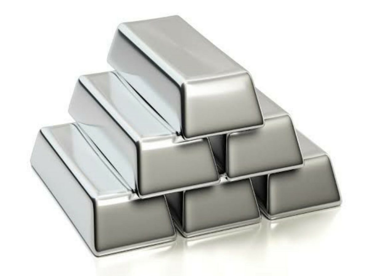 Gold Silver Rate : चांदी चमकी, सोना लुढ़का, ये हैं आज की कीमत
