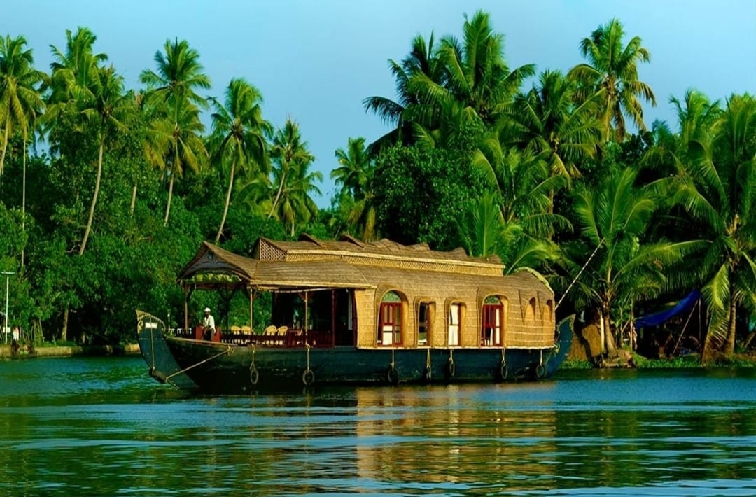 IRCTC दे रहा Kerala की खूबसूरती देखने का मौका, रहना-खाना बिलकुल मुफ्त!